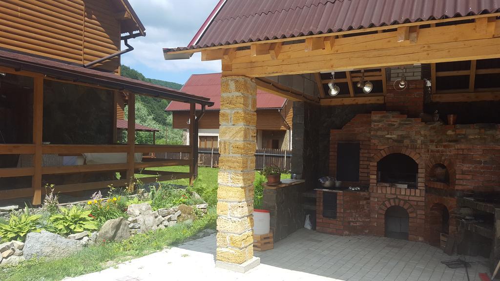 Guest House In Carpathians เมยโฮโว ภายนอก รูปภาพ
